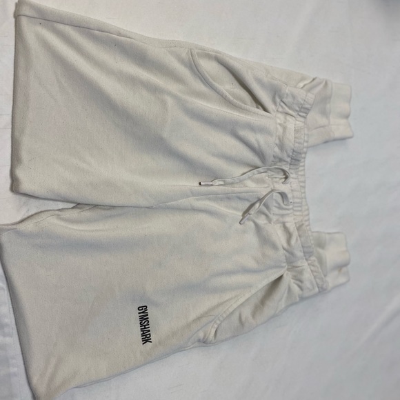 Gymshark Pippa Training Joggers - White - Picture 8 of 15